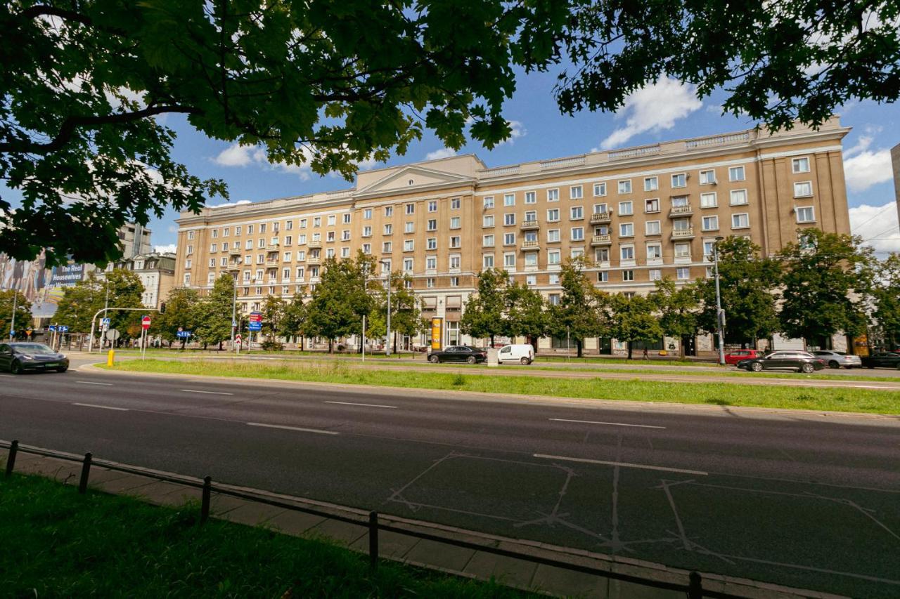 ורשה Jana Pawla II 36 - Bezplatny Podziemny Garaz - Free Parking - W Pelni Wyposazone Studio - Better Rental מראה חיצוני תמונה